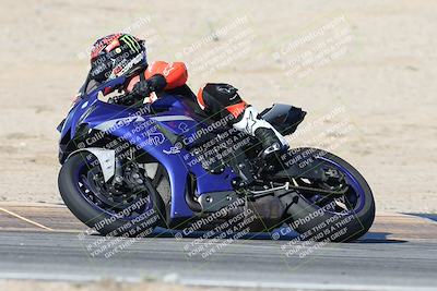 media/Nov-16-2025-Race Pace (Sun) [[8c5fa54630]]/Verified Riders/1-Turns 9 and 10 (925am)/